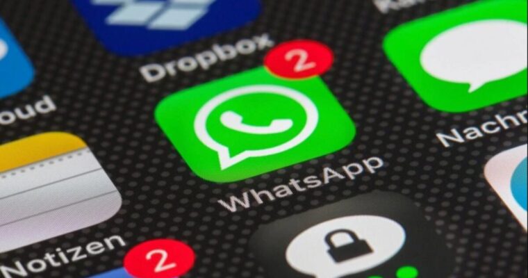 how to delete whatsapp group all information