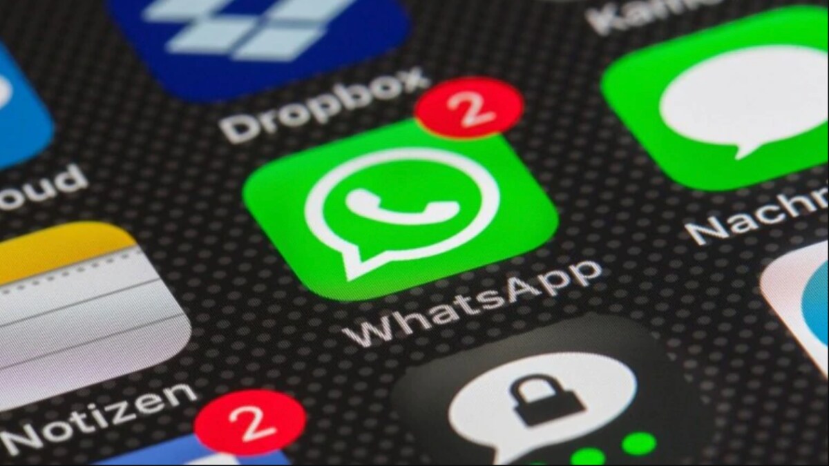 how to delete whatsapp group all information