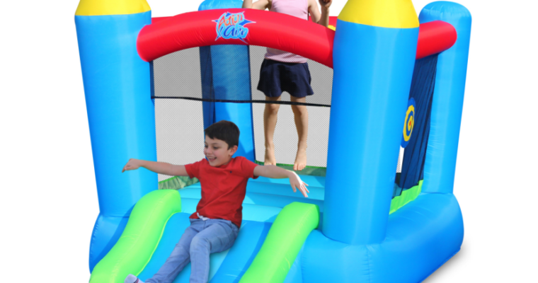 Double Slide Bounce House – A Way to Make Daycare Fun