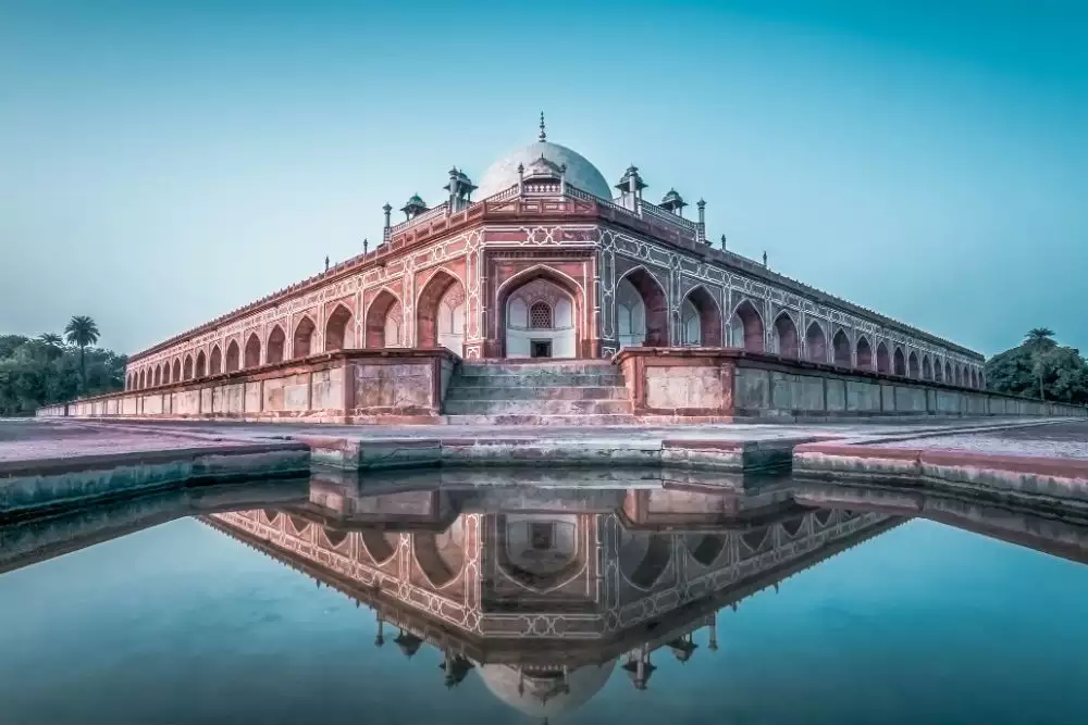 Explore Humayun’s Tomb, Delhi During Golden Triangle Tour