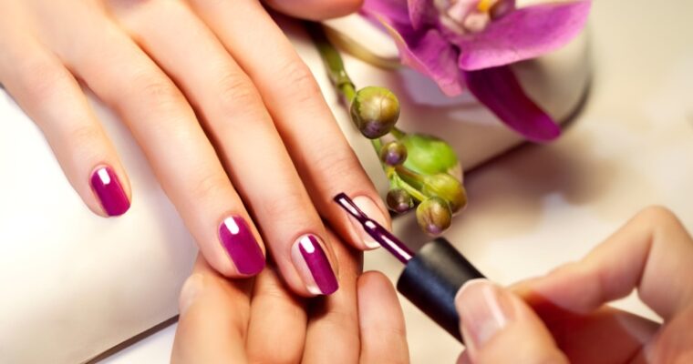 Getting Your Groves On: How To Choose A Nail Salon