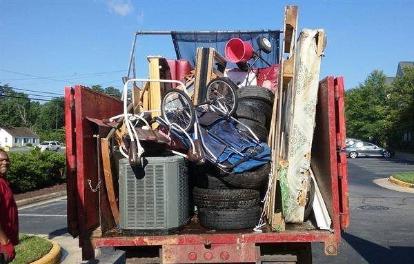 Why Avail The Junk Removal Oakland Services?