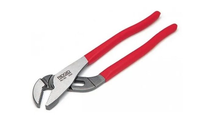 What are Water Pump Pliers, and What’s Their Use?