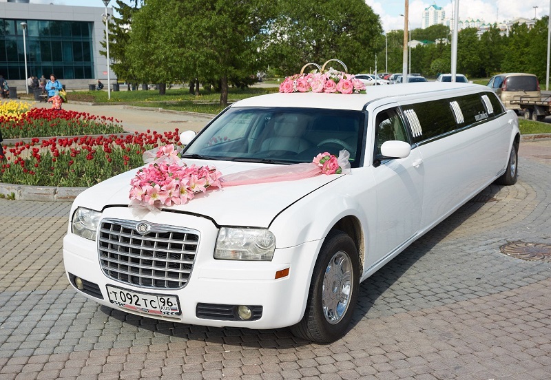 Reason to Hire the Wedding limo in Toronto for your Wedding