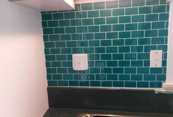 Everything You Need to Know Before You Buy Peel and Stick Backsplash Tiles