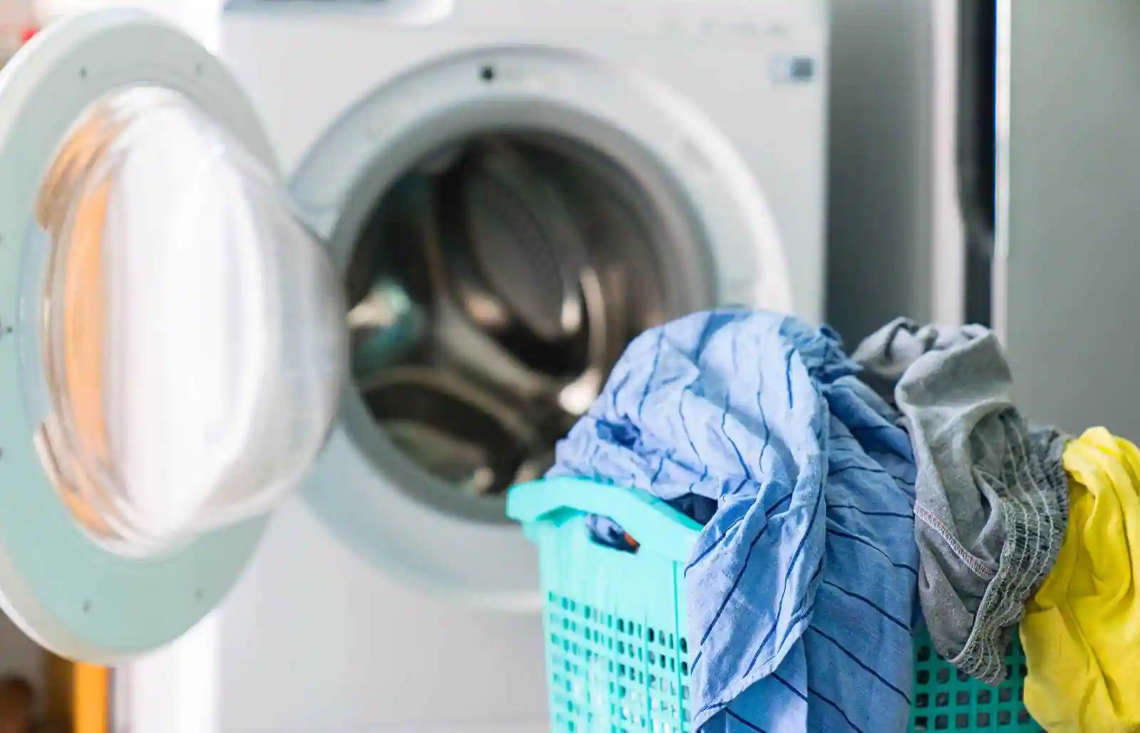 Which Is Better: Dry Cleaning Or Laundry?