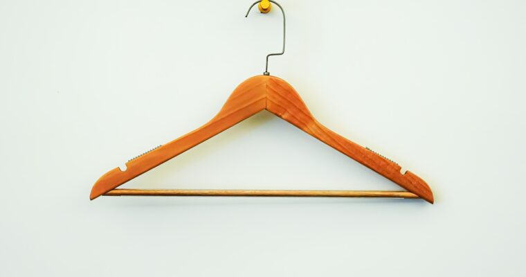 7 Main Reasons Why You Should Use Wooden Hangers For Clothes