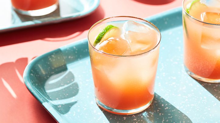 Deliciously Non-Alcoholic: Our Favorite Mocktail Recipes!