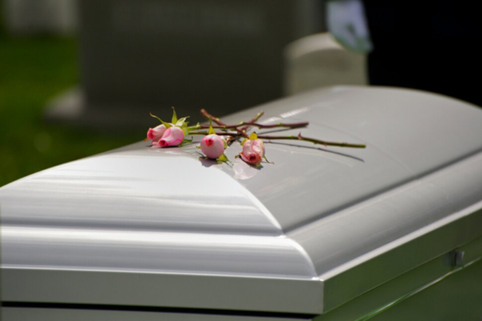 Grieving The Loss Of A Loved One: Tips To Help You Cope With Grief