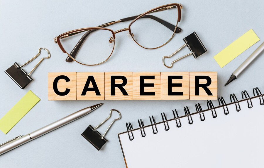 Careers In Business – Career Paths & Earning Potential