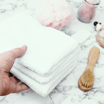 Complete Buying Guide To Shop the Best Hand Towels Online 