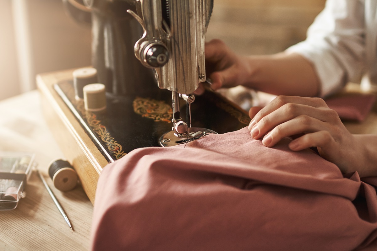 Top 6 Important Characteristics of a Best Tailors in Delhi