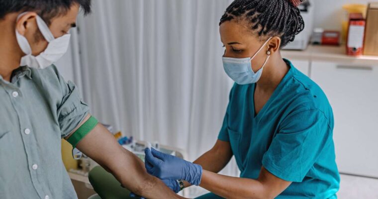 What to Expect from a Phlebotomy Course for Nurses?