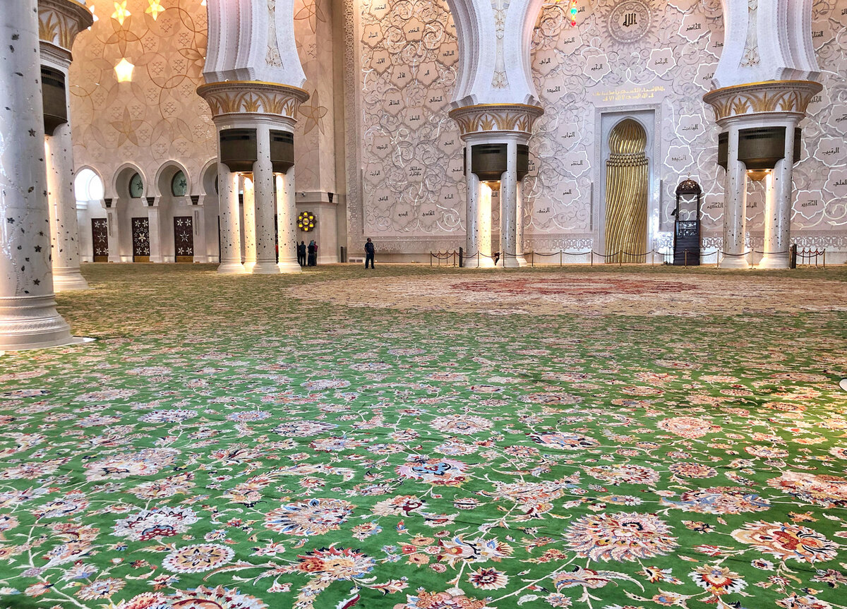 A Proper Instruction To Mosque Carpets | Buying Guide And Benefits